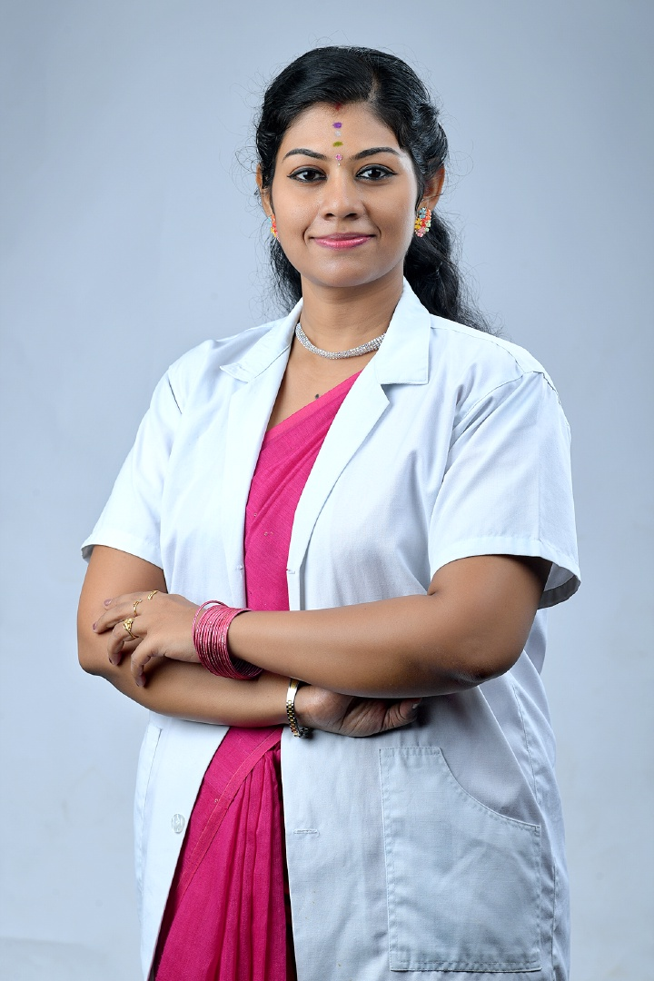 Dr.V.S.REVA NAVENA.